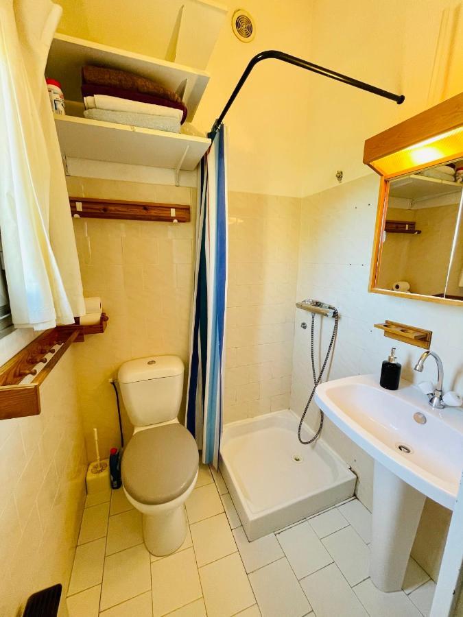 Bel Appartement Avec Mezzanine, Vue Mer Et Piscine Cogolin Luaran gambar